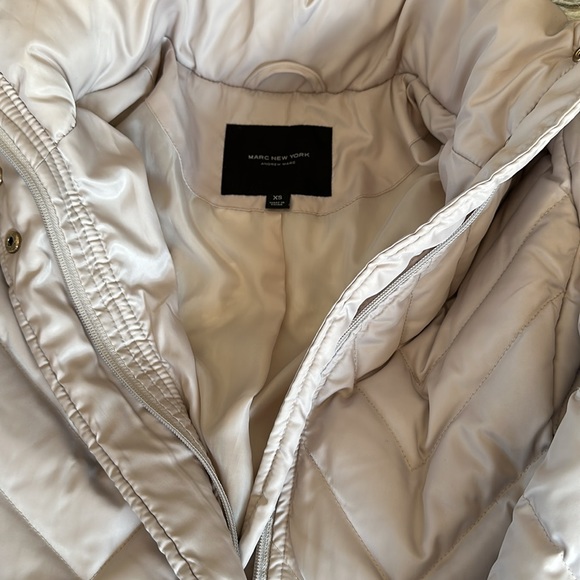 Ladies Warm Winter Coat - Picture 14 of 15